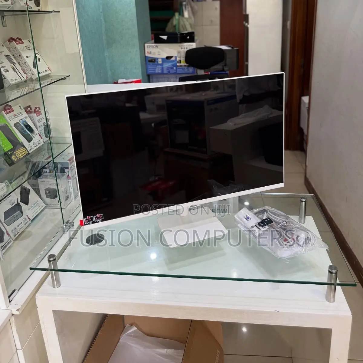 Samsung 32′′ M70d Smart Monitor With Streaming Tv