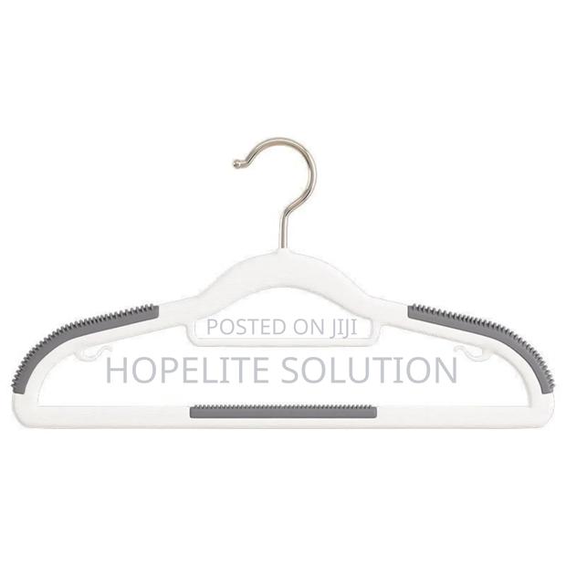 10 Household Hangers - thumbnail 2