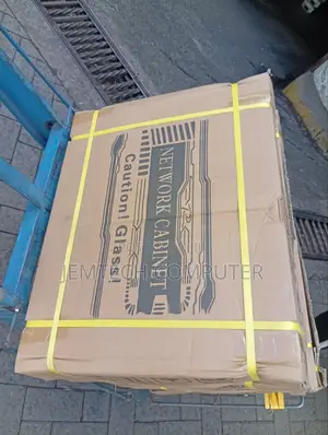 600 X 400 4u Network Cabinet