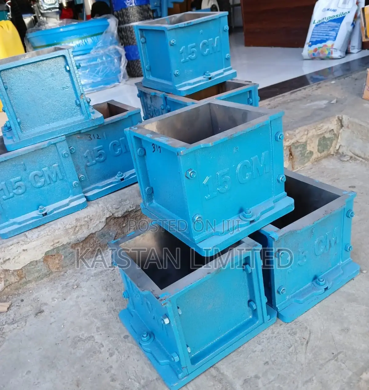 Cast Iron Concrete Testing Cube Mould