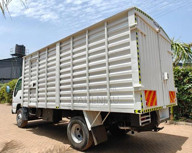 Isuzu NPR 2018 - thumbnail 9