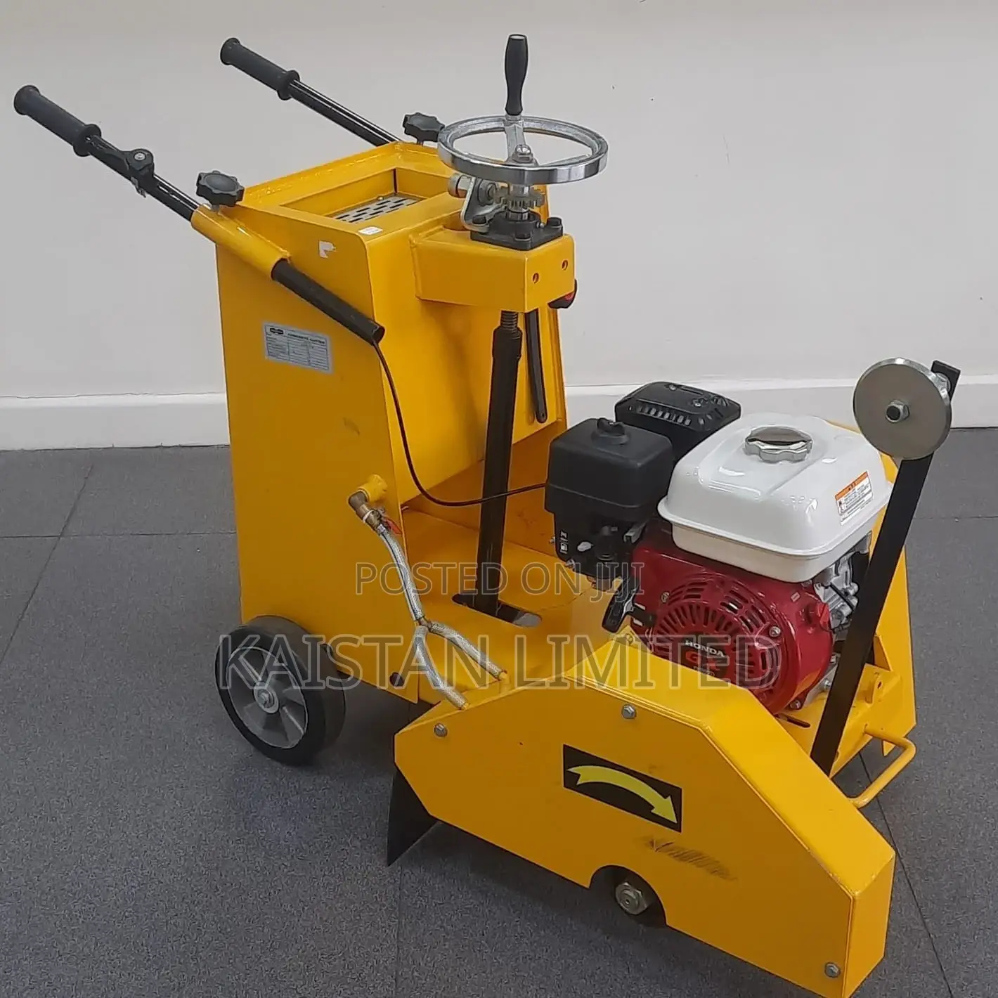 Hisaki Stone and Concrete Cutting Machine-14