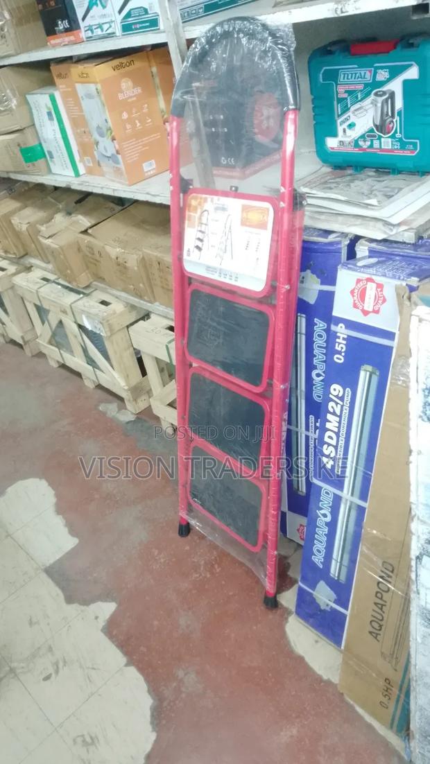 Foldable Aluminum 4 Step Ladder - main view