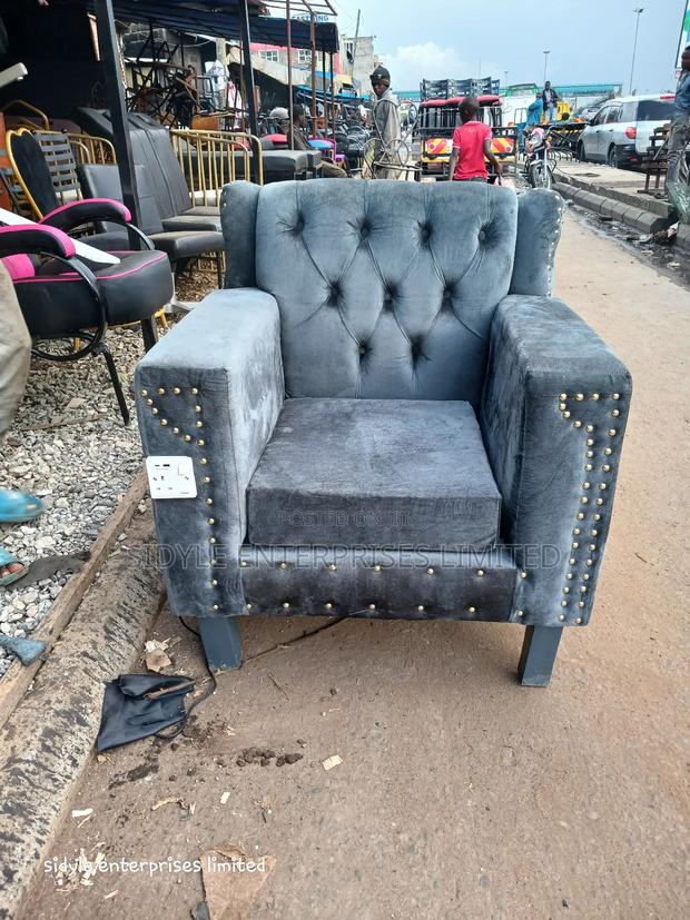 King Chair With Socket