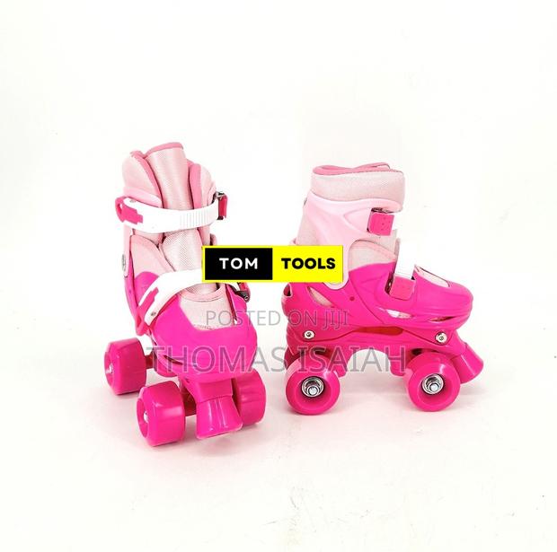 Size 28 - 34 Adjustable Kids Roller Skates Quad Skates - thumbnail 3