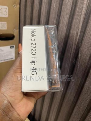 New Nokia 2720 Flip 512 GB Black - thumbnail 2