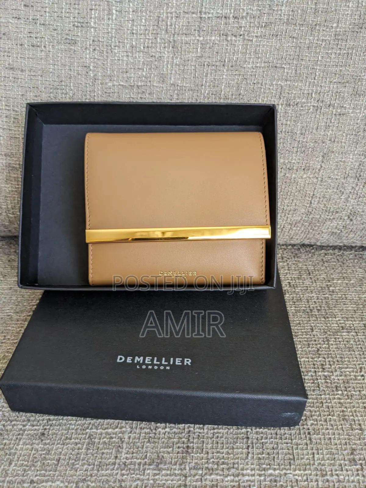Branded Ladies Handbags and Purses
