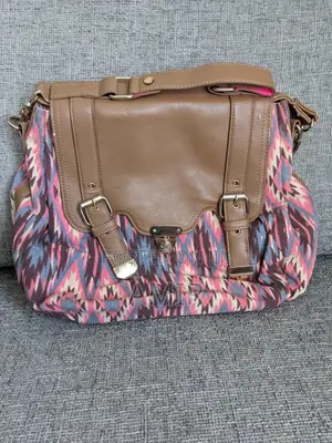 Branded Ladies Handbags and Purses