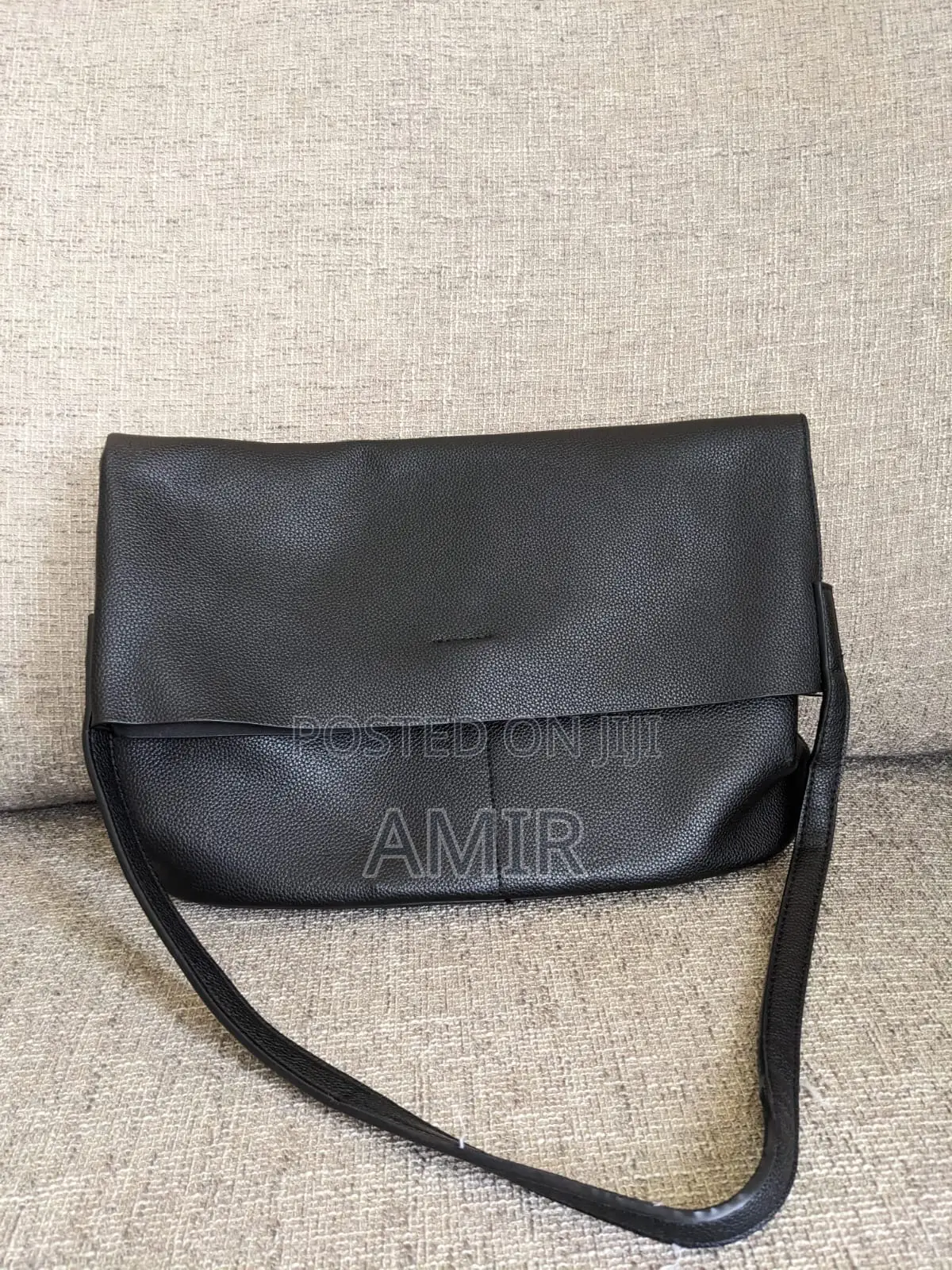 Branded Ladies Handbags and Purses