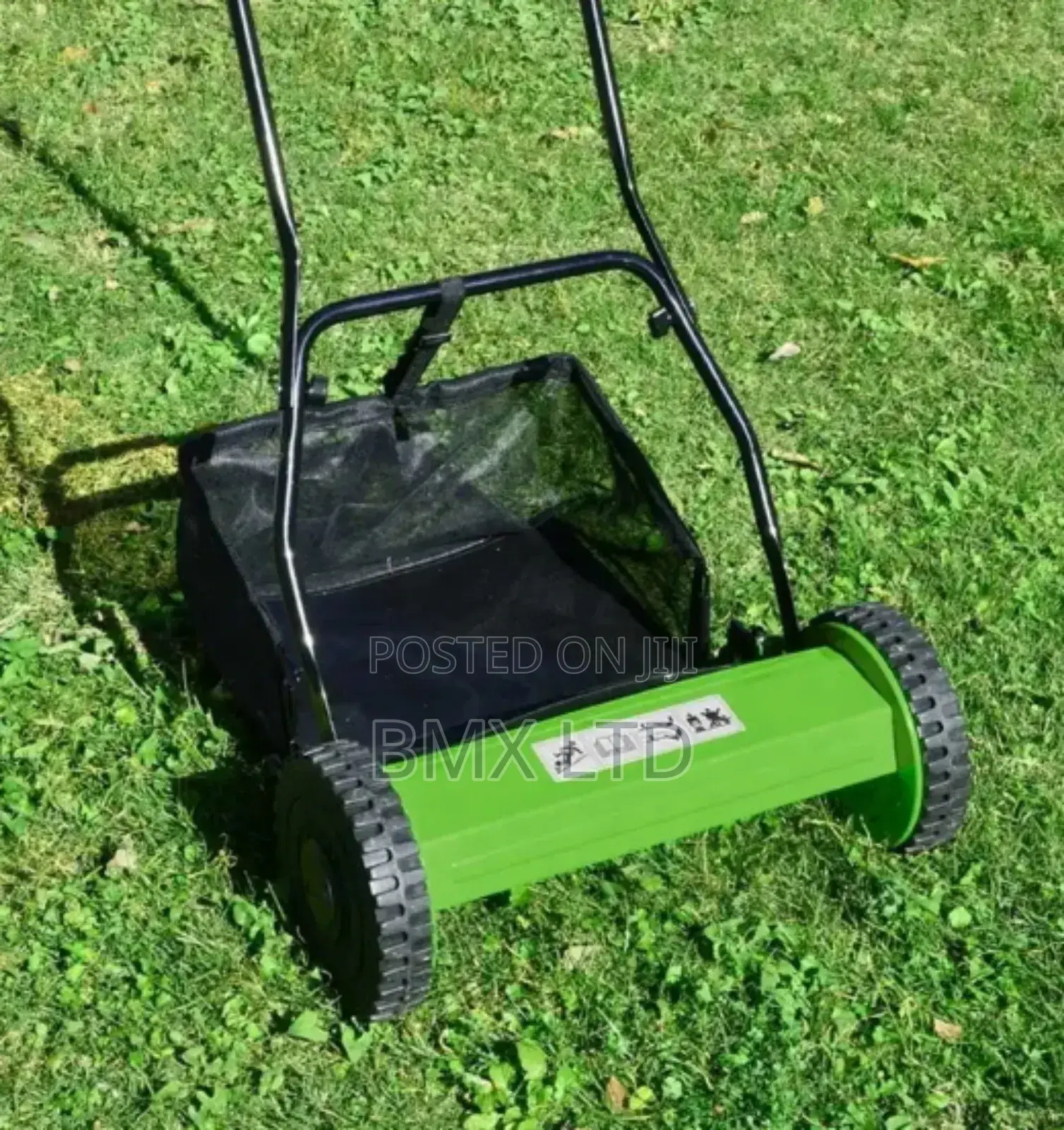 16 Inch Manual Grass Cutter