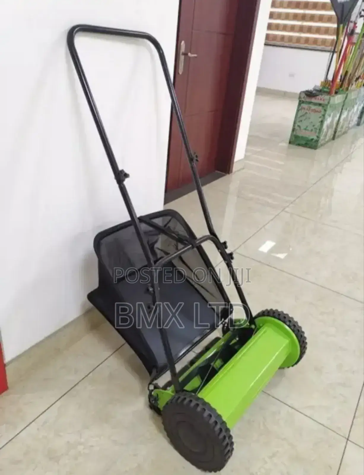 16 Inch Manual Grass Cutter