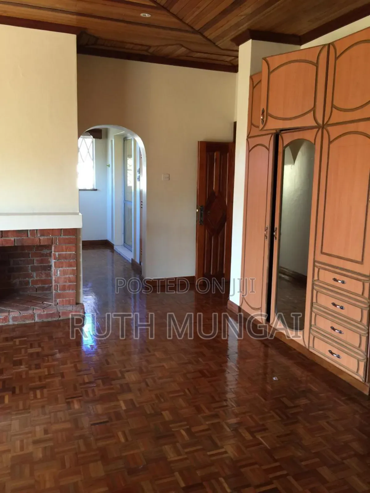 5bdrm Maisonette in Safari Park Gardens, Roysambu for sale