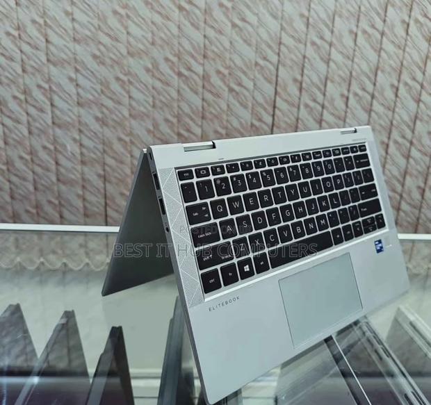 Laptop HP EliteBook 830 G8 32GB Intel Core i7 SSD 512GB