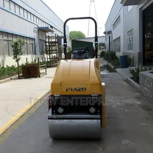 Sit-on-Roller Double Drum/Driven Roller / Compactor