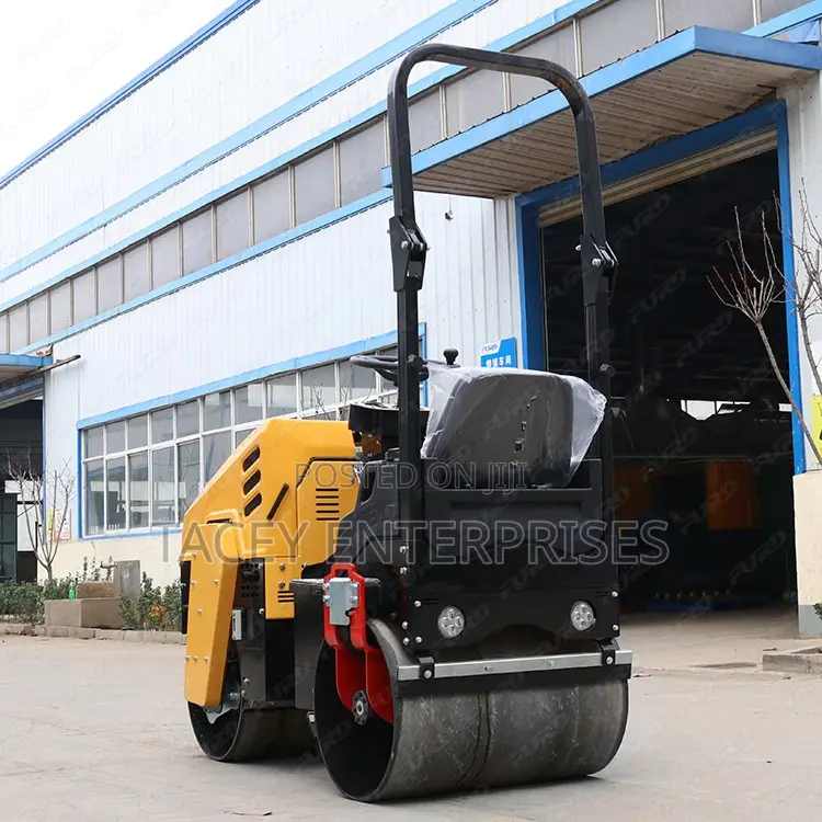 Sit-on-Roller Double Drum/Driven Roller / Compactor