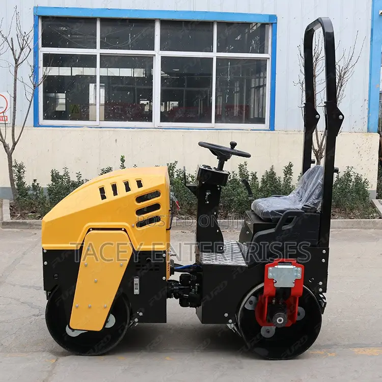 Sit-on-Roller Double Drum/Driven Roller / Compactor