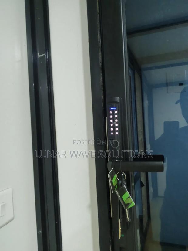 Aluminium Frame Smart Locks Tuya(Inclusive Installation) - thumbnail 2