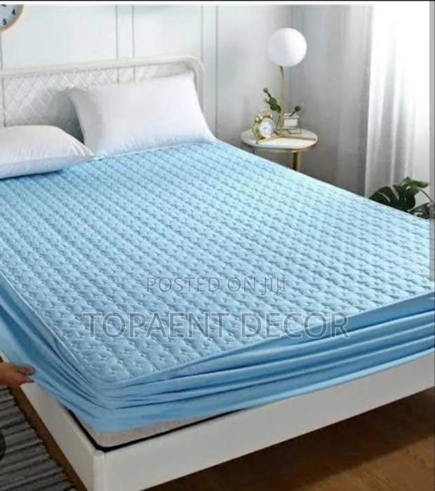 Ocean Blue No Spills No Stress Waterproof Mattress Protector - main view