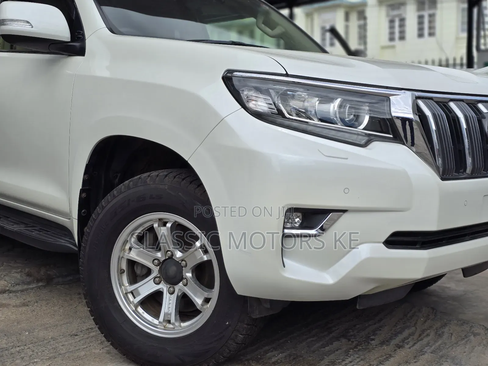 Toyota Land Cruiser Prado 2.8 2019 White