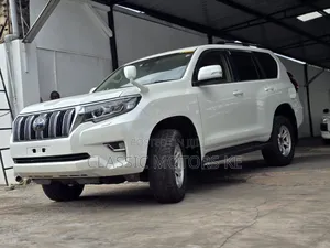 Toyota Land Cruiser Prado 2.8 2019 White