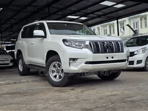Toyota Land Cruiser Prado 2.8 2019 White