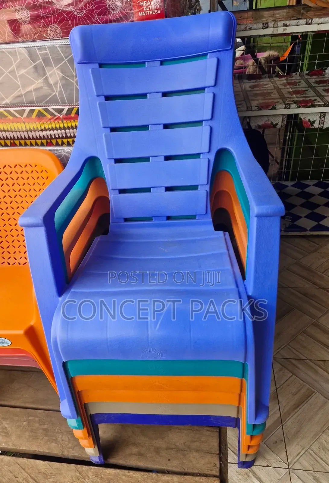 Lazyboi Plastic Relaxo Chair