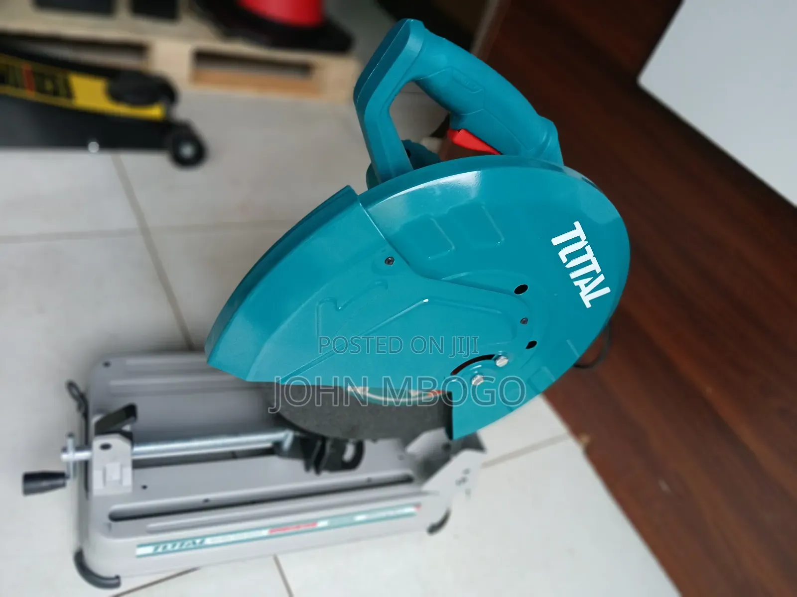 Total Cut Off Saw-2400w