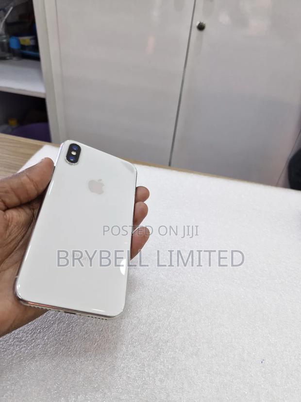 Apple iPhone X 64 GB White - thumbnail 4
