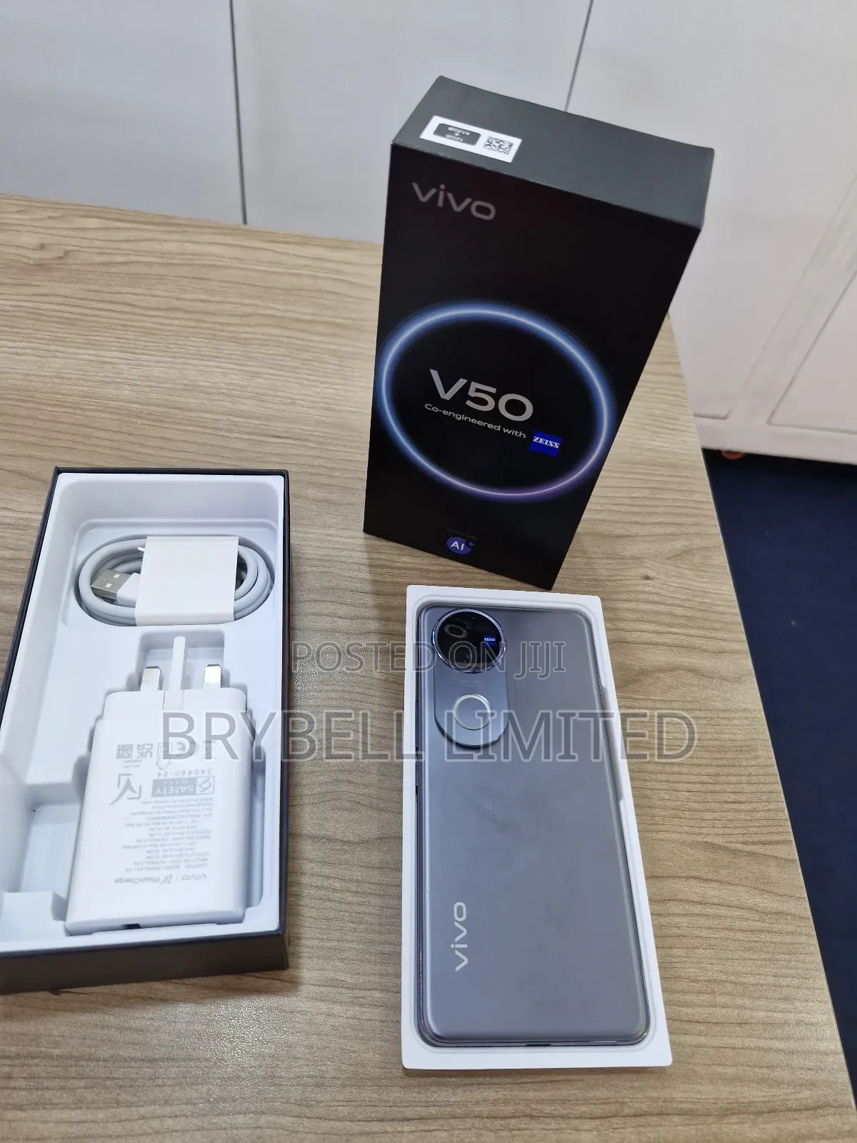Vivo V50 512 GB Black