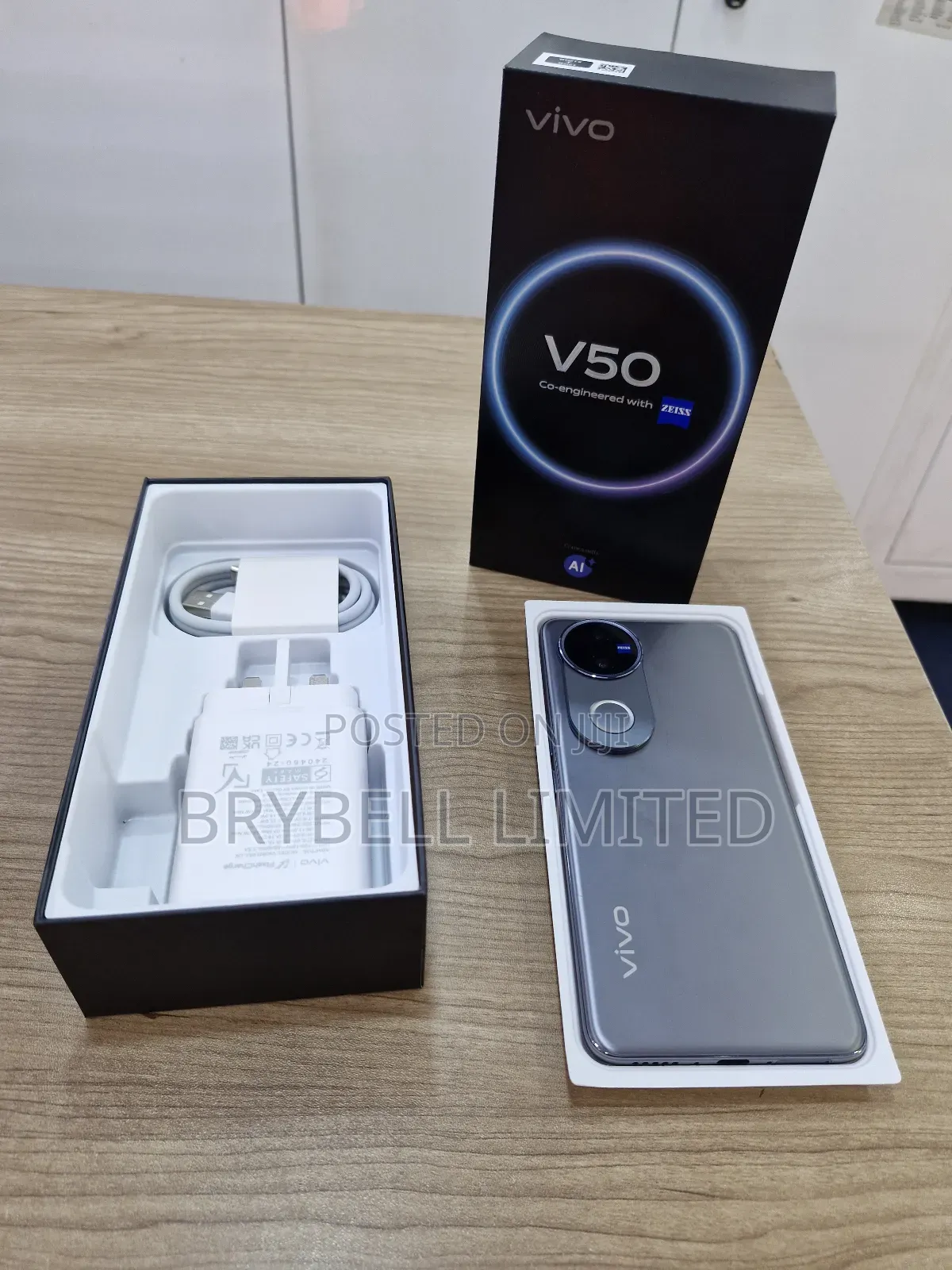 Vivo V50 512 GB Black