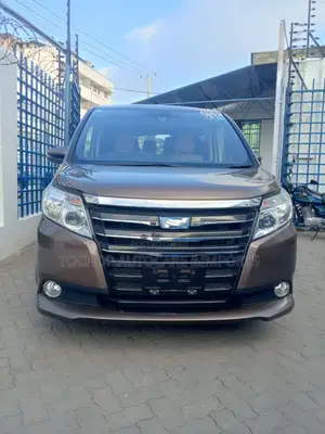 Toyota Noah 2.0 AWD (7 Seater) 2019 Brown