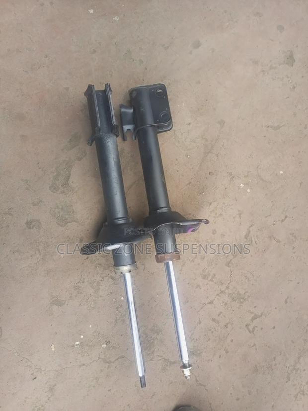 Subaru Forester Sg5 and Sf 5 Shocks.