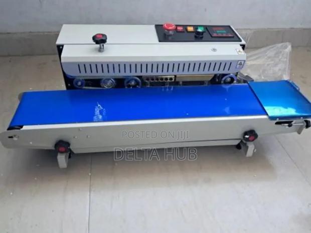 Automatic Pouch Packing Sealer Machine