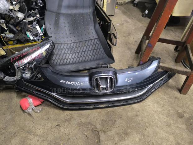 Honda Fit New Grill - main view