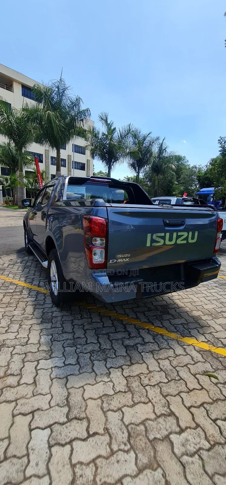 New Isuzu D-MAX 2025 Gray
