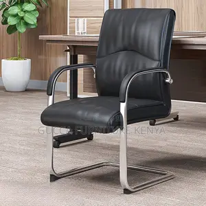 Office Chair:Black Ergonomic Leather Studio/Conference Chair