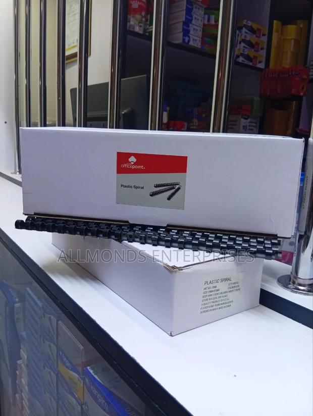 A Packet of 100 Pieces Office Point Binding Spirals - 10mm - thumbnail 3