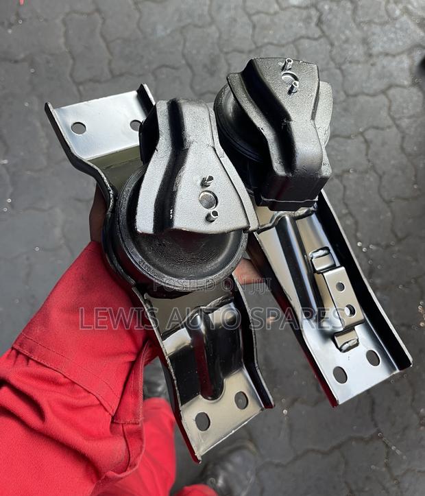 Pajero I.O Engine Mount (Set) - main view