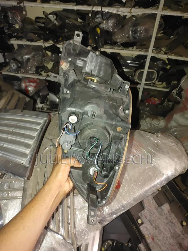 Headlight Nissan Note 2005. - thumbnail 3