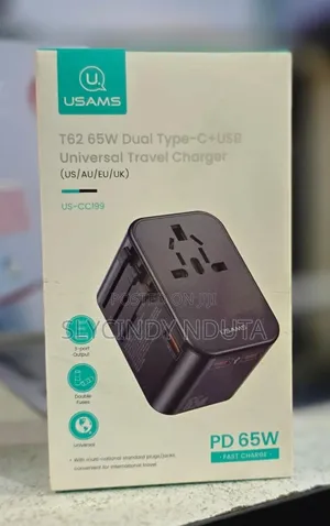 Usams T62 Universal Travel Adaptor Pd65w