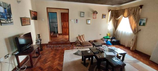 5bdrm Maisonette in Nkoroi for sale