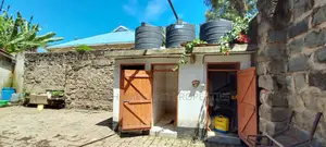 5bdrm Maisonette in Nkoroi for sale
