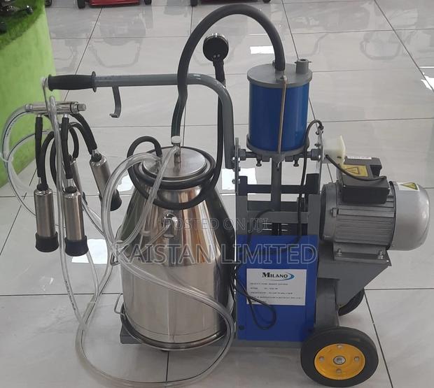 Electric Double Barrel Cow Milking Machine,