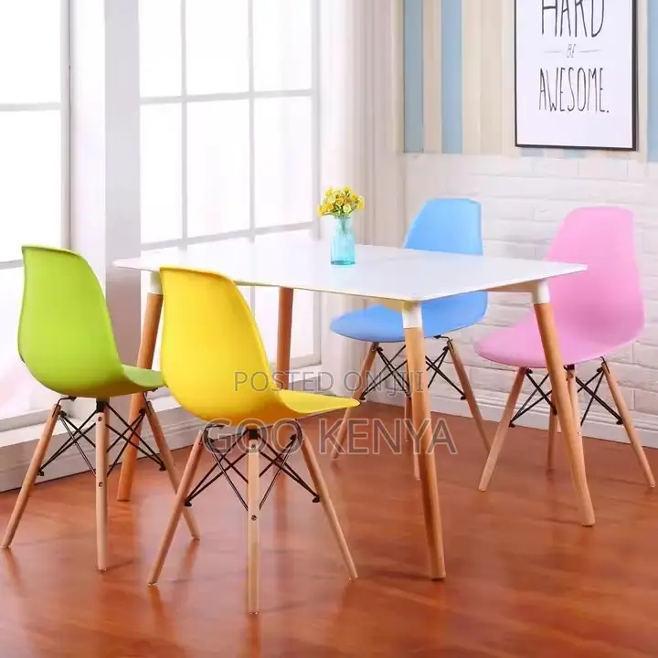 Office Chair ; Eames Office Plastic Seat