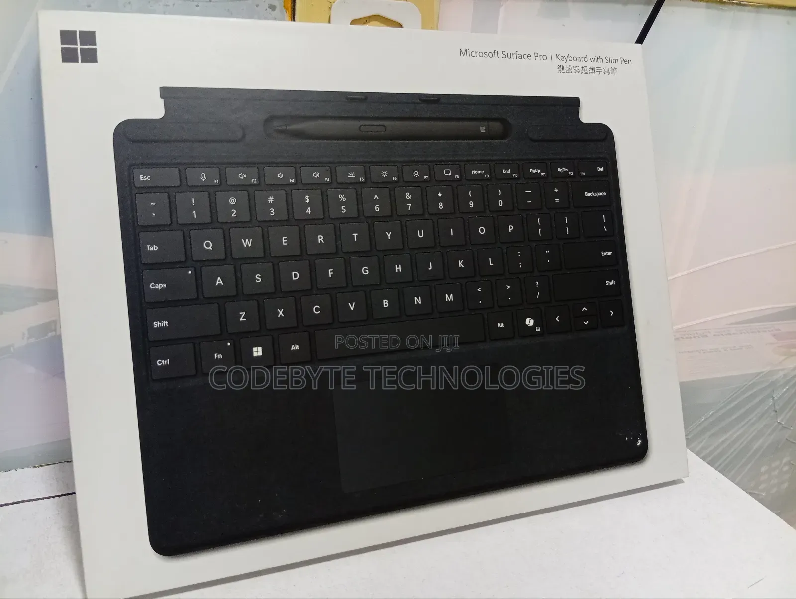 Surface Pro Signature Keyboard With Slim Pen Black + Co Pilot Ai