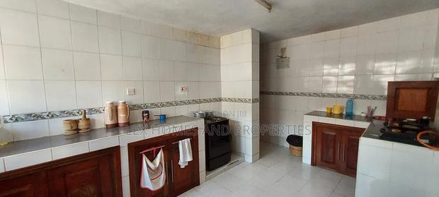5bdrm Maisonette in Nkoroi for sale - thumbnail 9