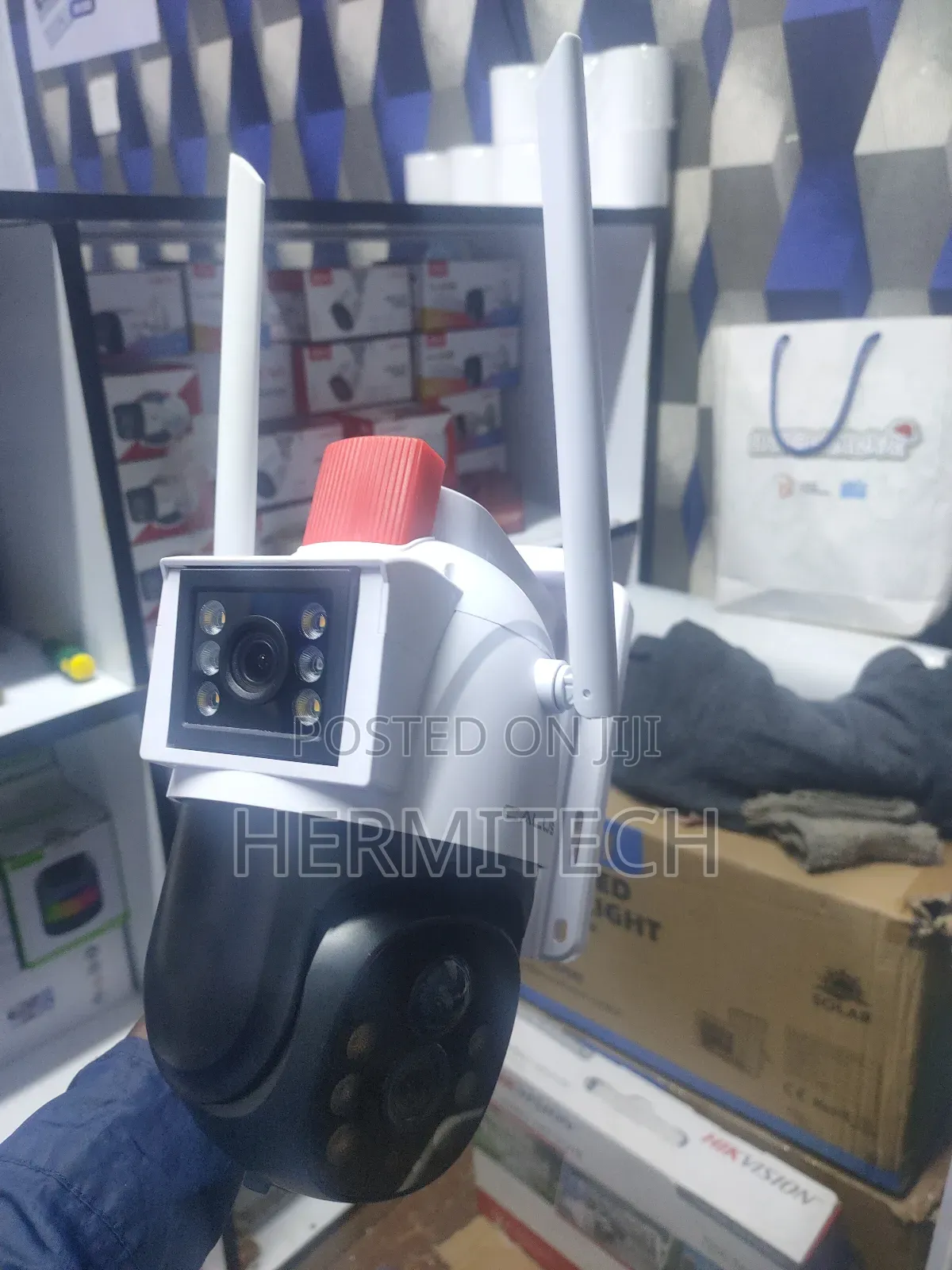 Ai Solar PTZ 2in1 4g Surveillance Cameras