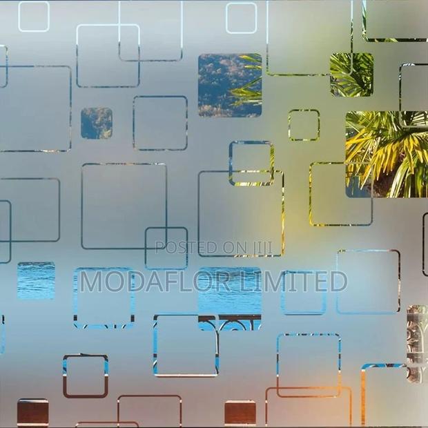 "Decor That Defends!" of Frost Film