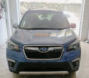 Subaru Forester Premium AWD 2019 Blue
