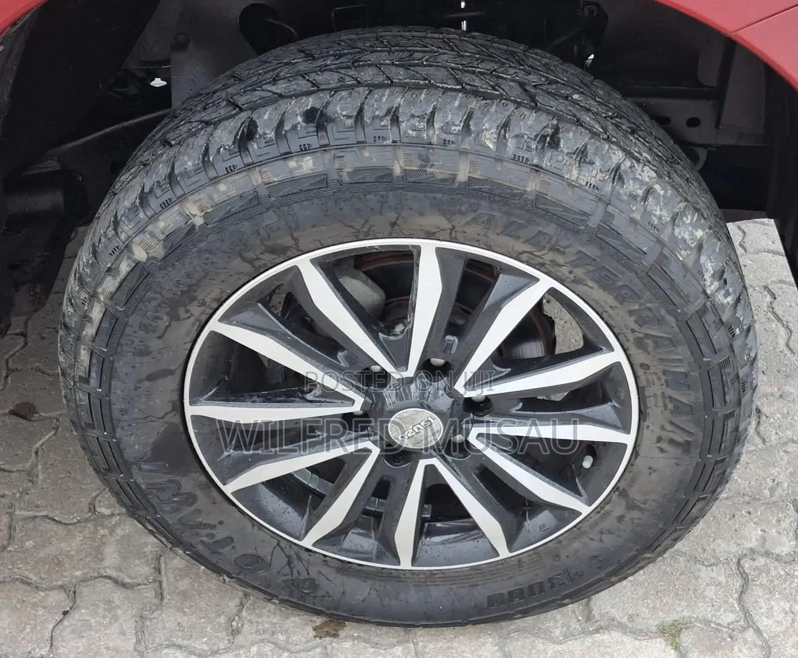 Isuzu D-MAX 2018 Red